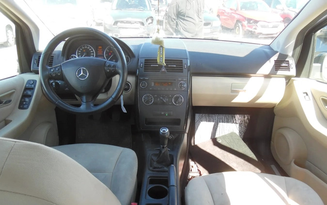 Mercedes-Benz Klasa A cena 6900 przebieg: 250000, rok produkcji 2011 z Tarnów małe 232